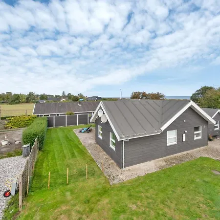 Thorwith - 150m From The Sea By Interhome