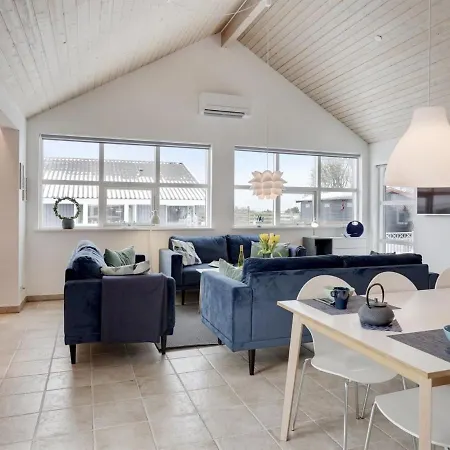 Сasa de vacaciones Thorwith - 150m From The Sea By Interhome Otterup
